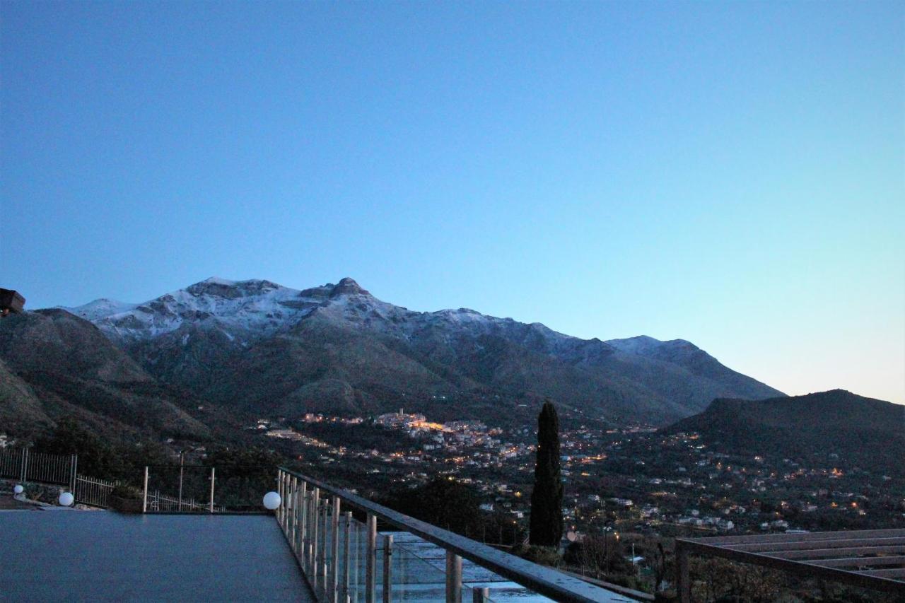 Villa Treglia B&B فورميا المظهر الخارجي الصورة